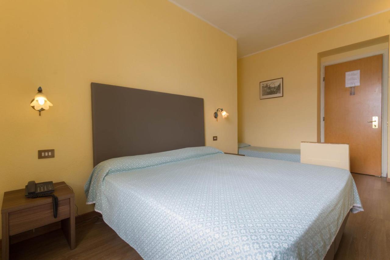 Hotel Lido Gargnano Buitenkant foto