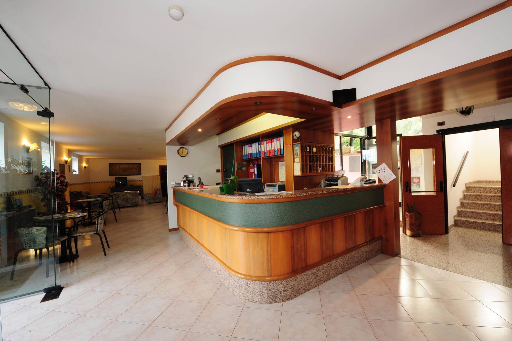 Hotel Lido Gargnano Buitenkant foto