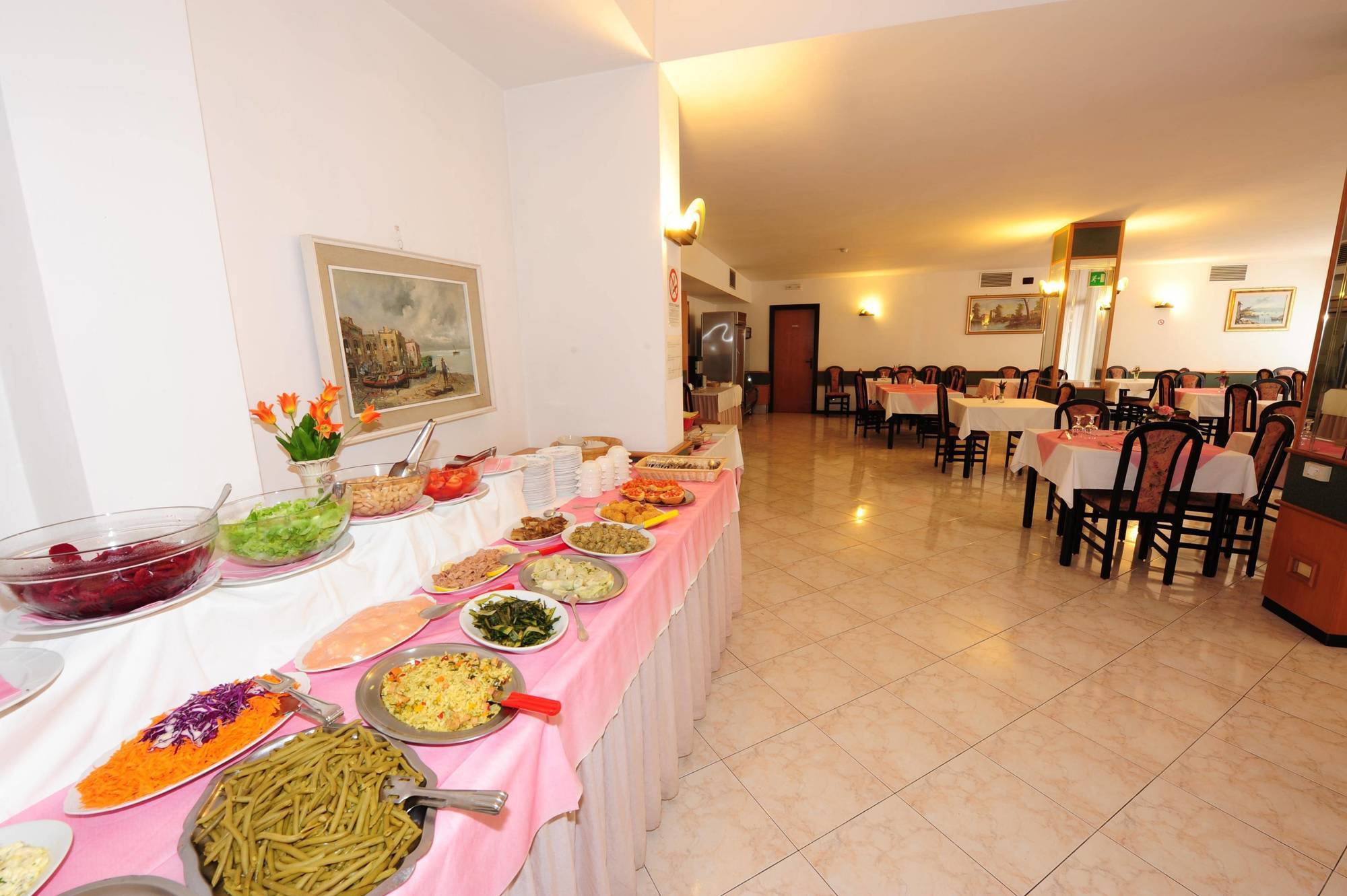 Hotel Lido Gargnano Buitenkant foto