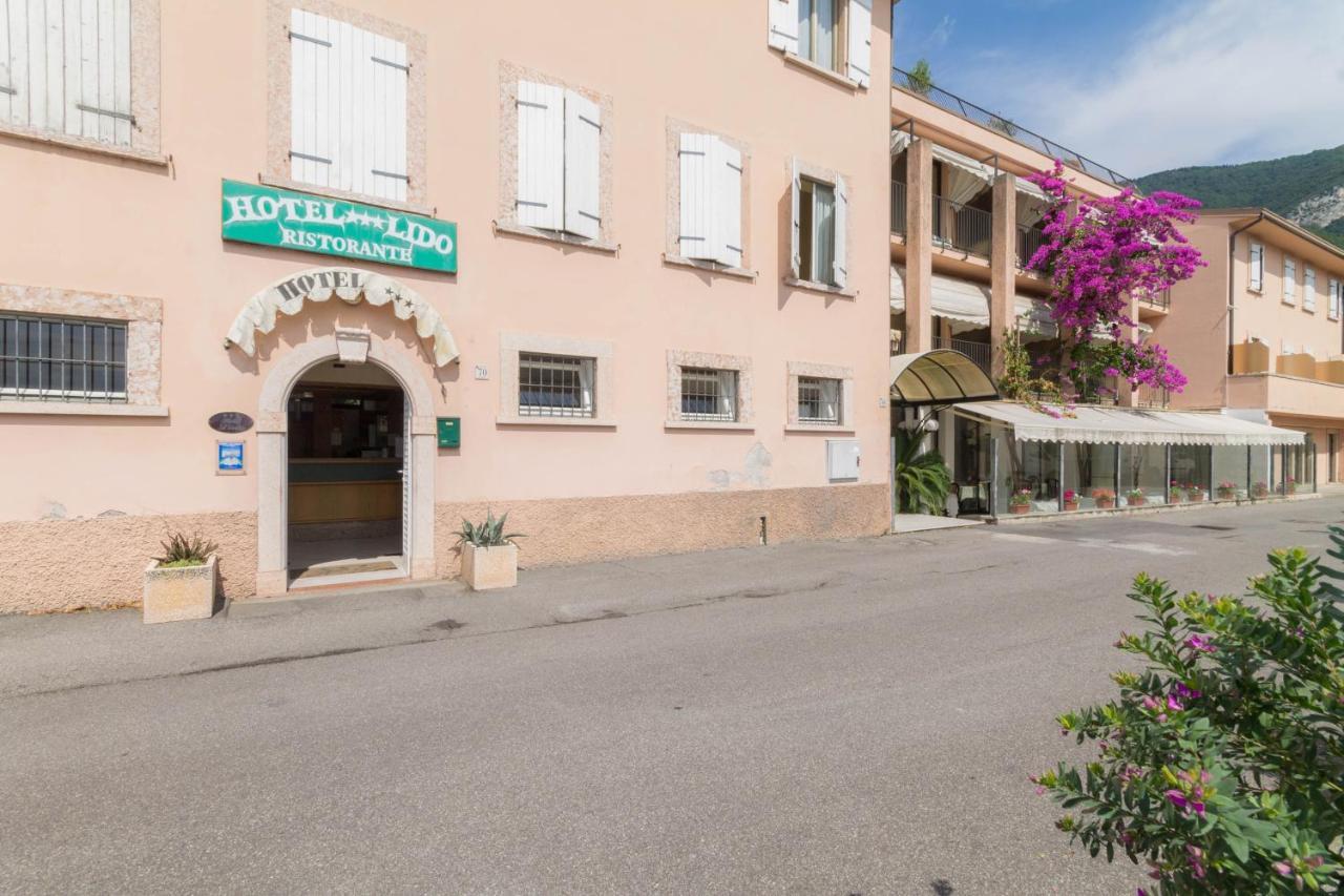 Hotel Lido Gargnano Buitenkant foto