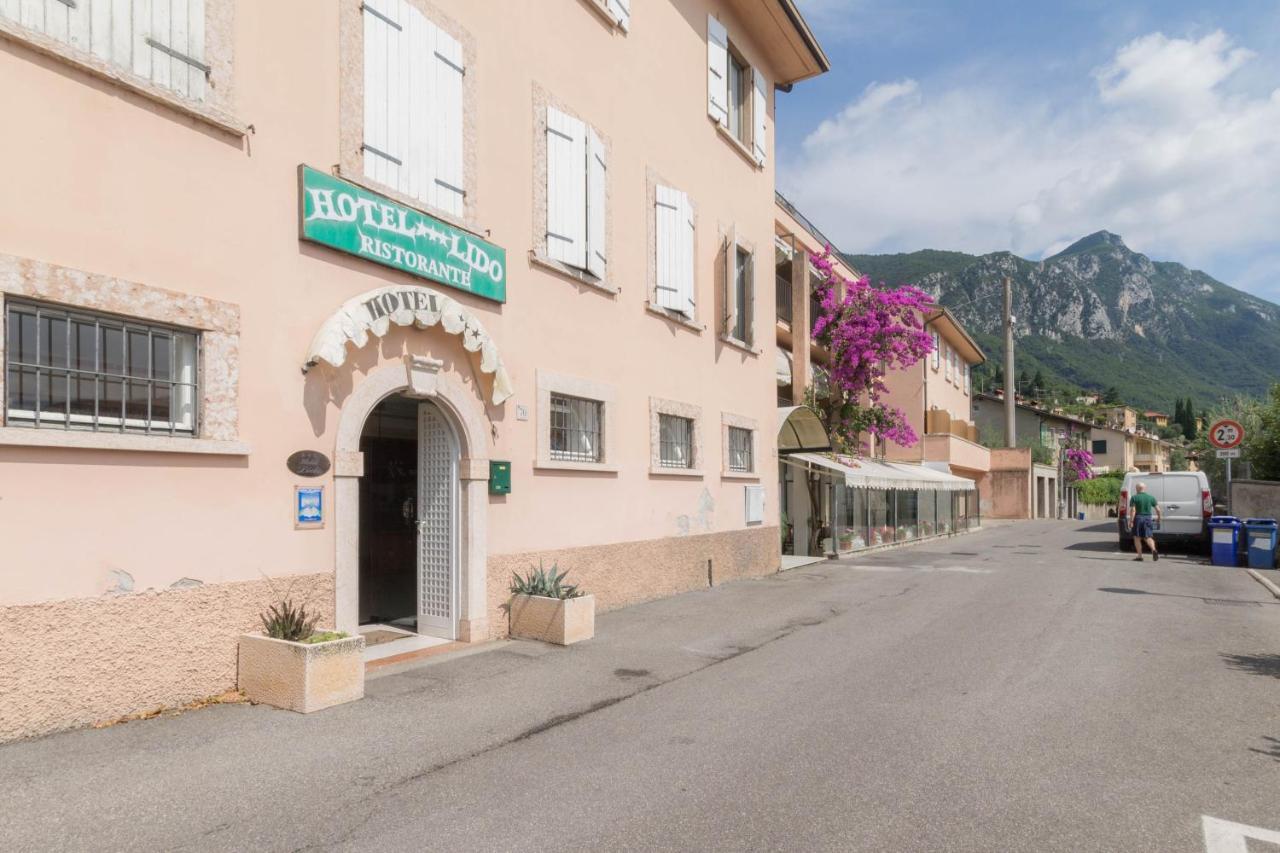 Hotel Lido Gargnano Buitenkant foto