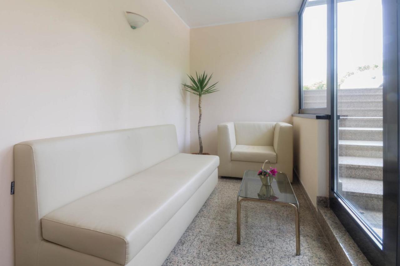 Hotel Lido Gargnano Buitenkant foto
