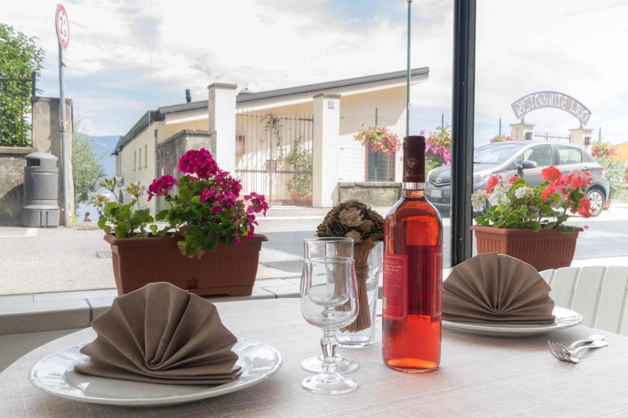 Hotel Lido Gargnano Buitenkant foto